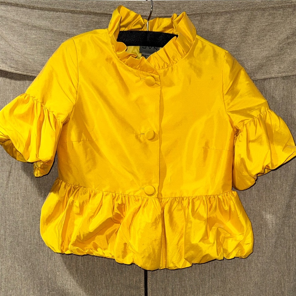 JVN size 4 Vibrant Yellow Ruffled  Button Up Top, 30% Silk